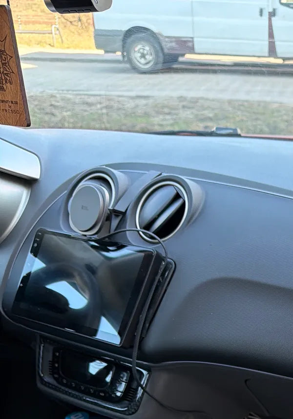 Uchwyt montażowy na telefon - Seat Ibiza 6J