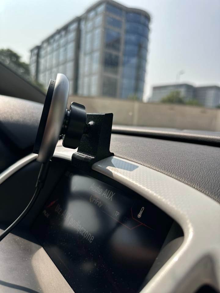 Uchwyt montażowy na telefon Opel Astra J!