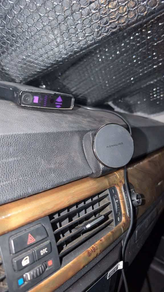 Uchwyt montażowy na telefon - BMW E9X!