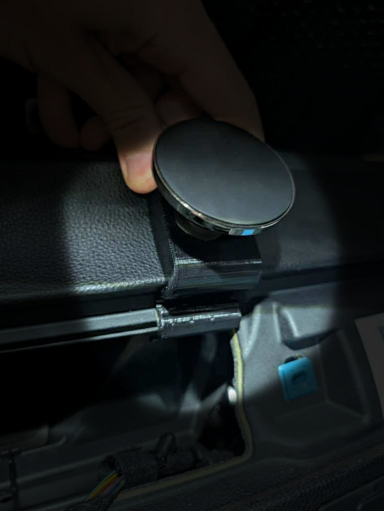 Uchwyt montażowy na telefon - BMW E9X!