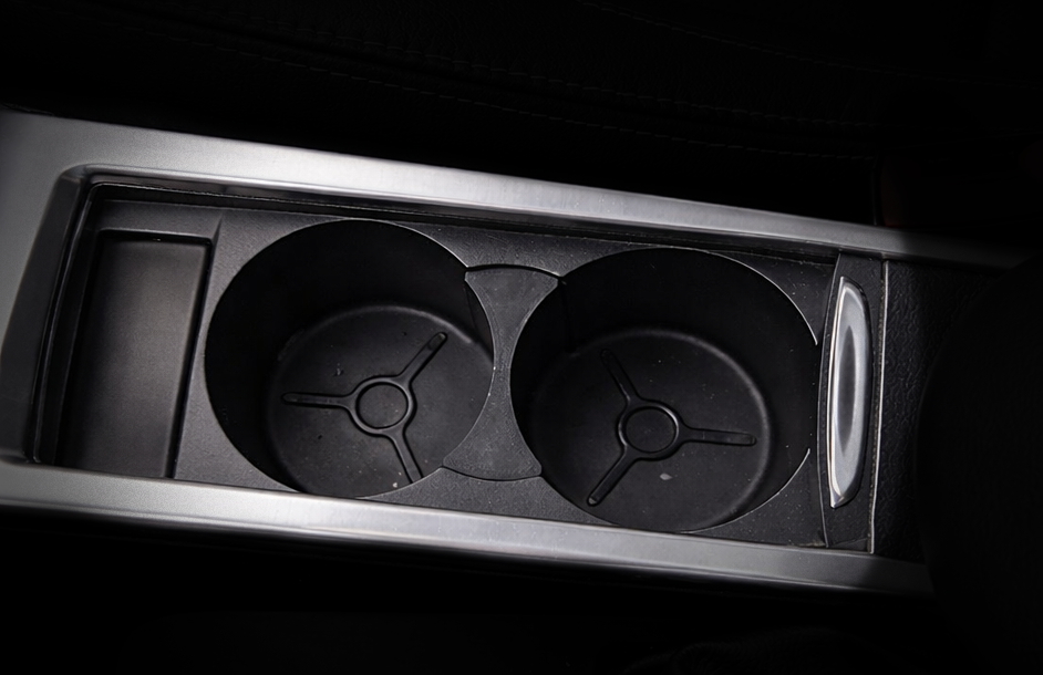 Wkładka cupholdera do tunelu środkowego – Ford Mondeo 4 (przedlift / polift)