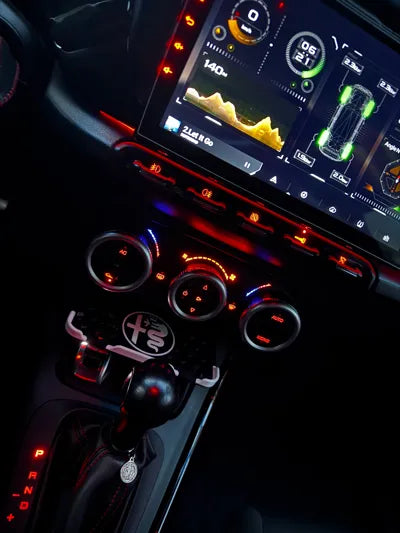 Półka pod panel klimatyzacji - Alfa Romeo Giulietta