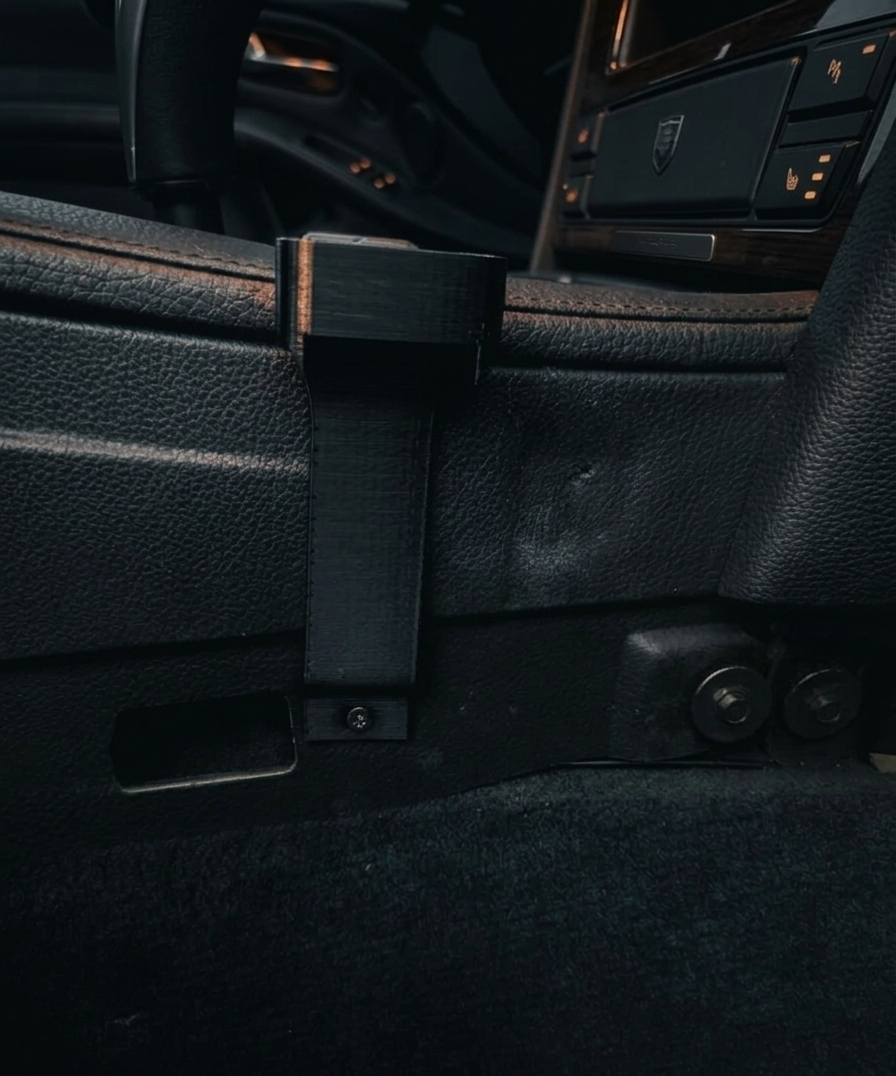 Podwójny cupholder do tunelu środkowego - BMW E6X