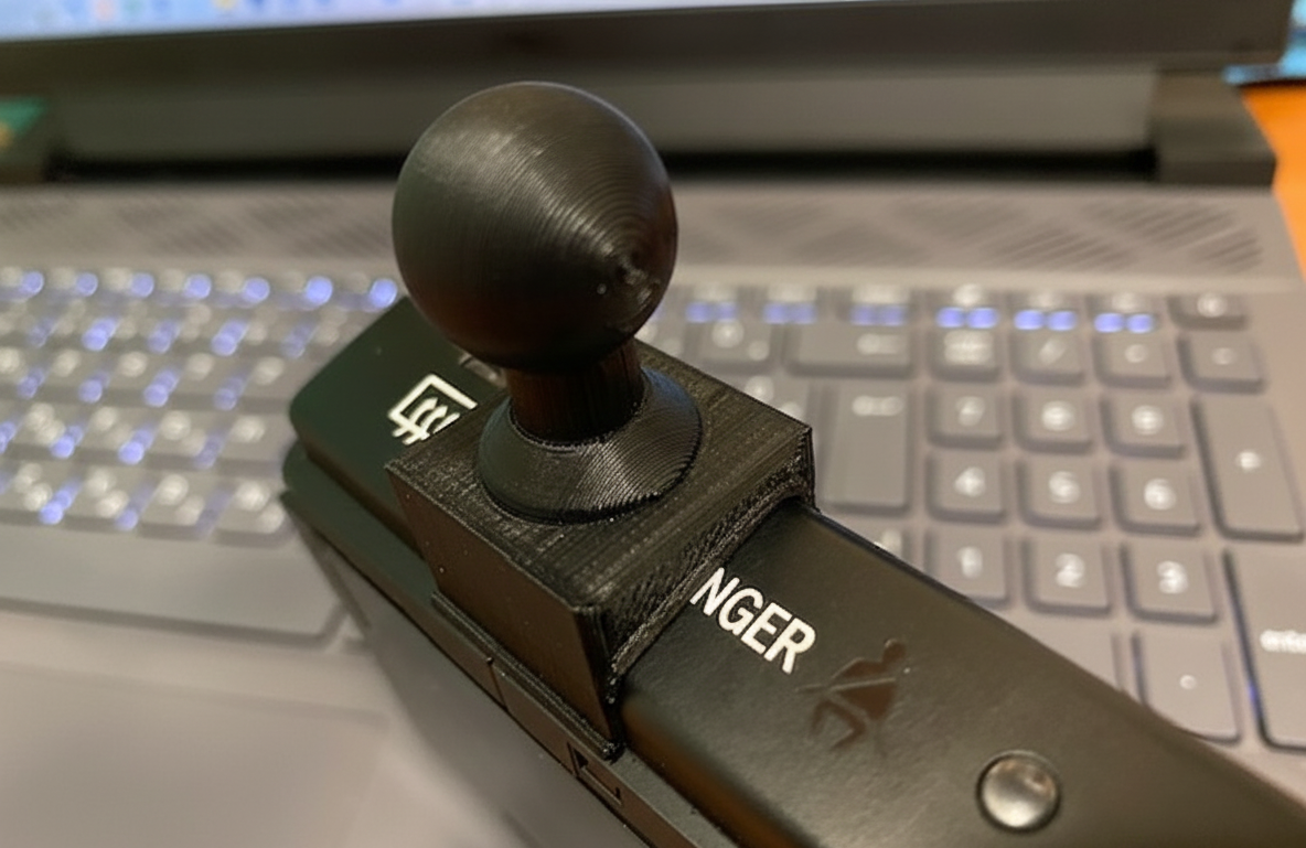 Uchwyt montażowy na telefon - Toyota Avensis T25 (2003-2009)