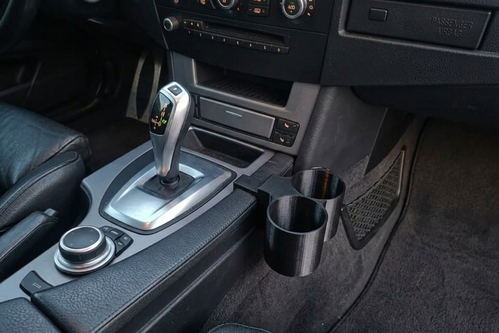 Podwójny cupholder do tunelu środkowego - BMW E6X