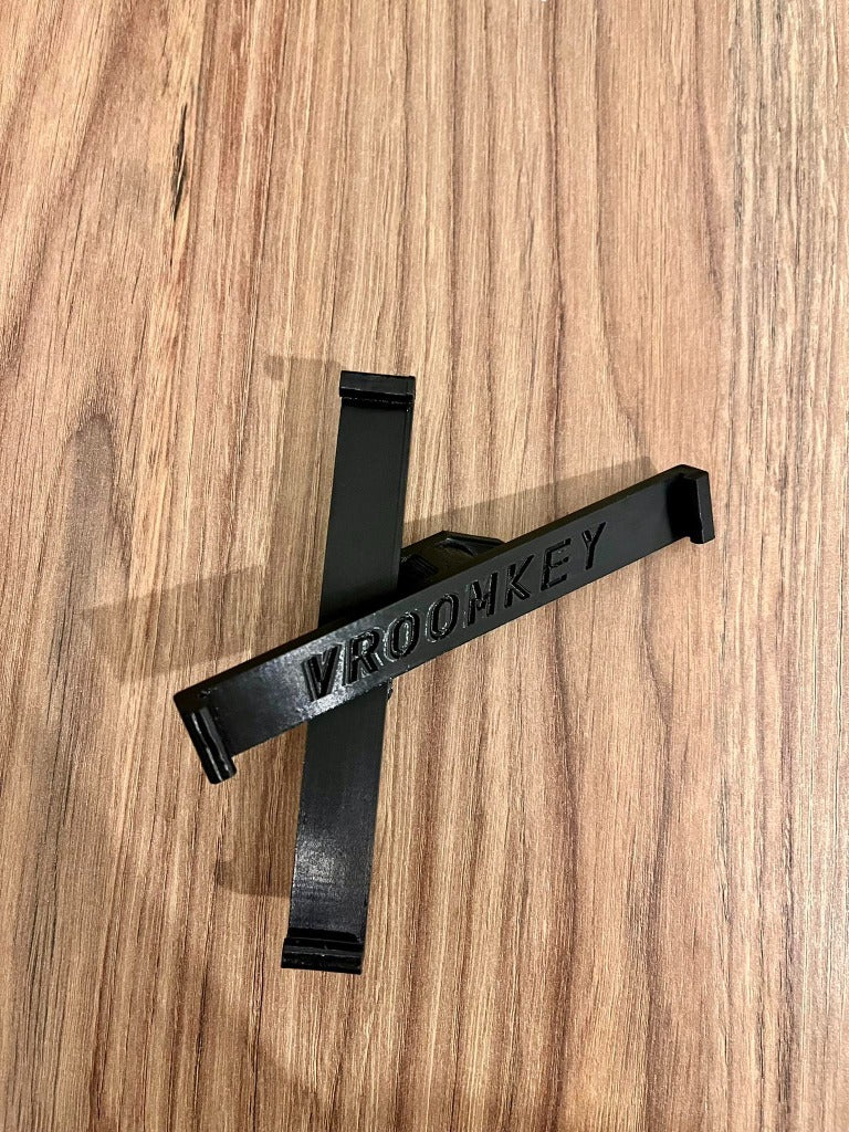 Bezramkowe Uchwyty Rejestracyjne Audi RS